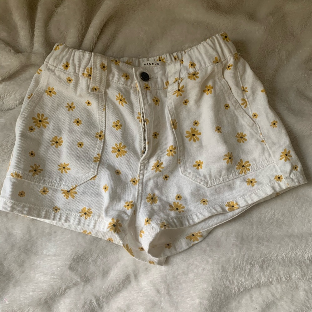 Pacsun Sunflower Shorts